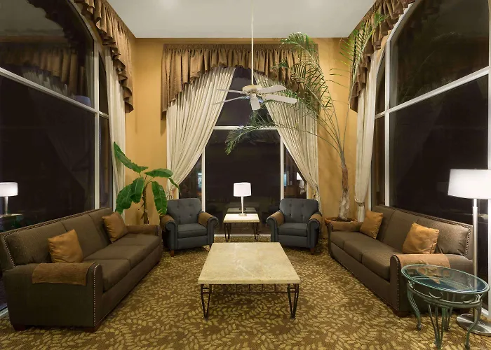 Days By Wyndham Bullhead Hotel 2*