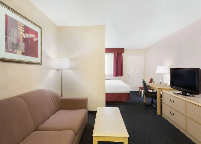 Hotel Days By Wyndham Bullhead 2*