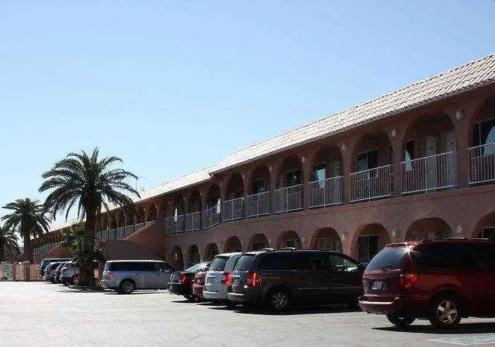 Days By Wyndham Bullhead Hotel Bullhead City